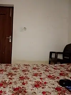 cute girl 29 online show from 23, 4, 2026