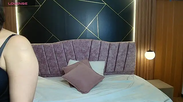 MoriahStorm online show from 18, 3, 2026