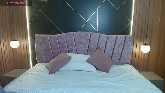 MoriahStorm online show from 27, 3, 2026