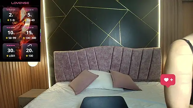 MoriahStorm online show from 30, 3, 2026