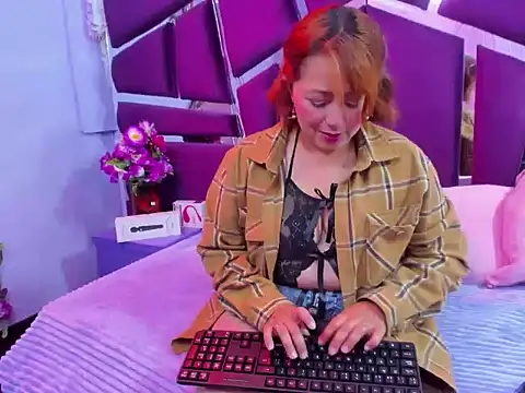 Viooleta thomson online show from 4, 3, 2026