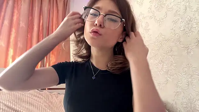 aera elese online show from 14, 4, 2026