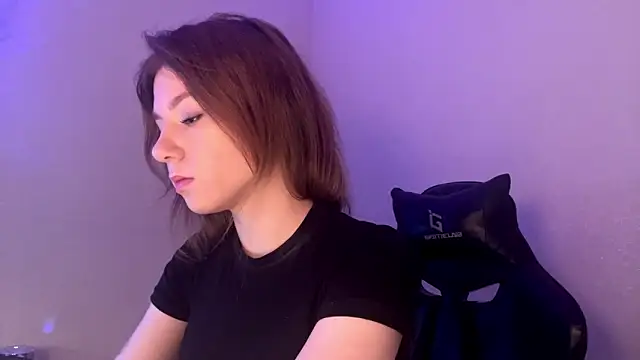 aera elese online show from 3, 3, 2026