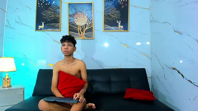 Snapshot of Spicy_guys chatting on 11, 5, 2026 Spicy guys online show from 11, 5, 2026
