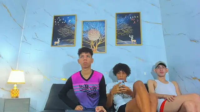 Spicy guys online show from 2, 4, 2026