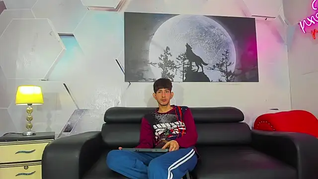 Spicy guys online show from 16, 4, 2026