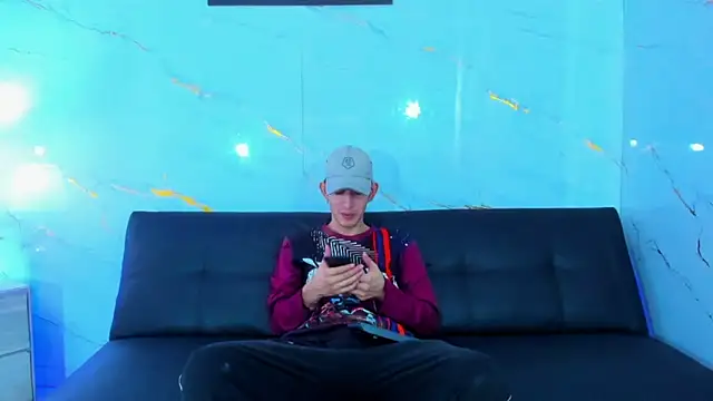 Spicy guys online show from 7, 3, 2026