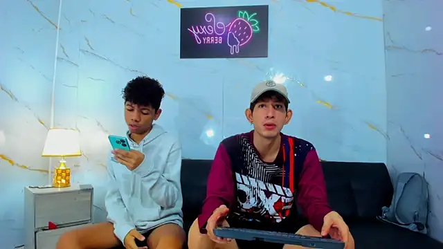 Spicy guys online show from 20, 3, 2026