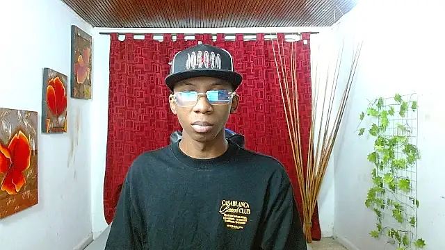 milo018 online show from 25, 4, 2026