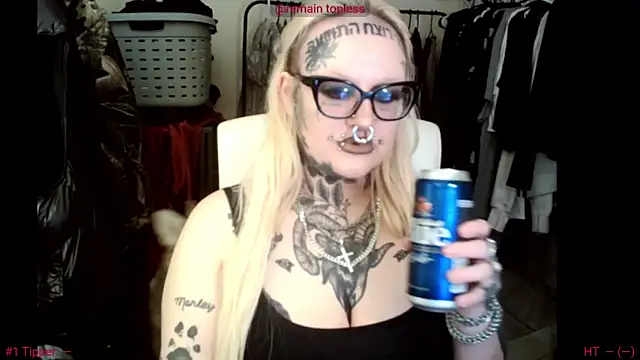 Snapshot of grindhouseho chatting on 19, 4, 2026 grindhouseho online show from 19, 4, 2026