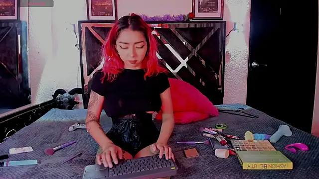 poyson ivy online show from 16, 4, 2026