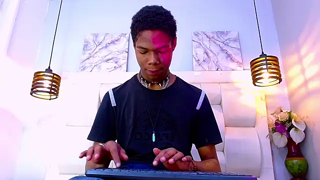 Santiago Ortiz  online show from 25, 3, 2026