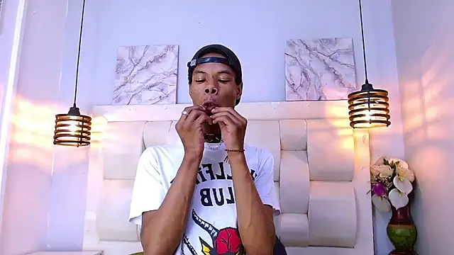 Santiago Ortiz  online show from 10, 4, 2026