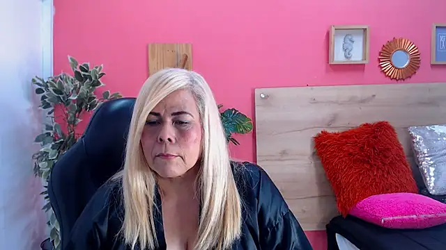 Snapshot of eva_colen50 chatting on 29, 7, 2026 eva colen50 online show from 29, 7, 2026