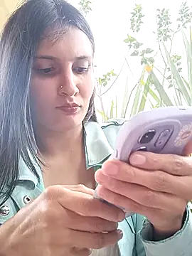 Cami carvajal online show from 24, 2, 2026