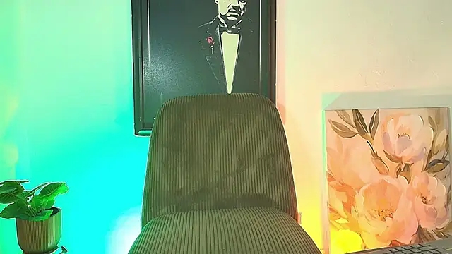 Eliassalvatore  online show from 25, 6, 2026