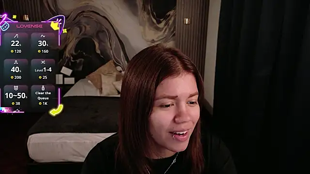 Alessia Monroe  online show from 23, 4, 2026