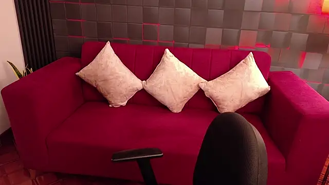 Alessia Monroe  online show from 13, 3, 2026