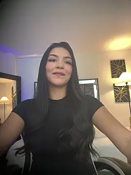 Snapshot of sara_stormy chatting on 7, 5, 2026 sara stormy online show from 7, 5, 2026