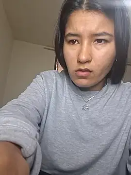 Miiia a online show from 20, 4, 2026