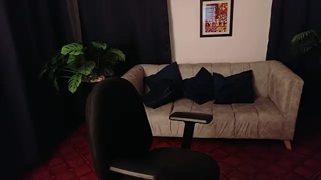 AngelinaThompson online show from 7, 3, 2026