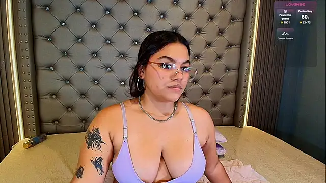 NAOMI cute  online show from 16, 3, 2026