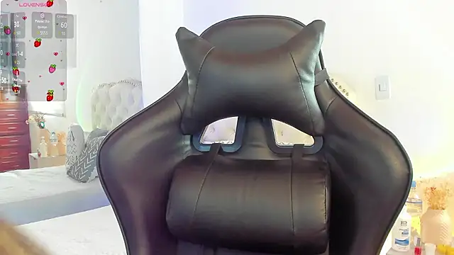 LuuluBerry online show from 1, 3, 2026