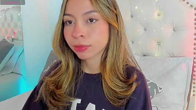 LuuluBerry online show from 3, 3, 2026