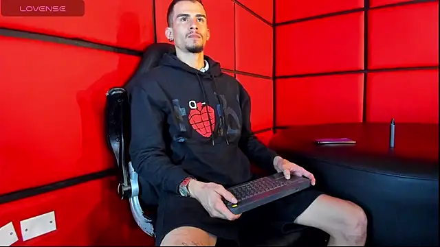 SharonTygaX online show from 6, 3, 2026