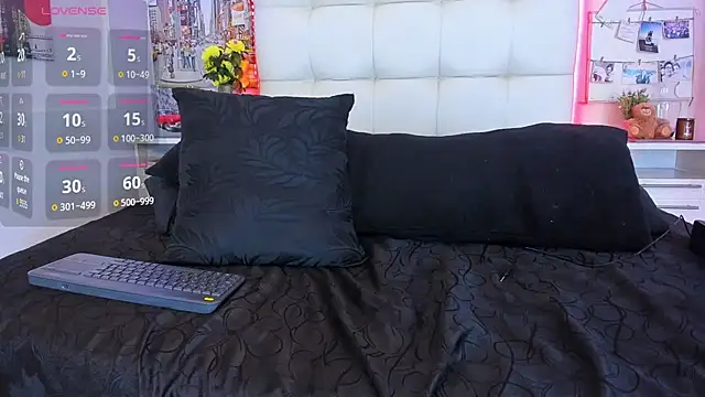 SharonTygaX online show from 25, 6, 2026