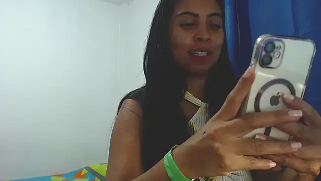 Snapshot of karla-hank chatting on 11, 5, 2026 karla-hank online show from 11, 5, 2026