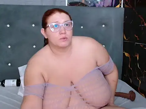 Camila2fajardo online show from 1, 3, 2026