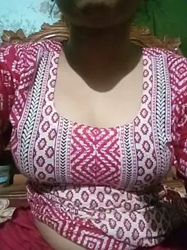 Snapshot of BreezySexyGirl69 chatting on 24, 5, 2026 BreezySexyGirl69 online show from 24, 5, 2026
