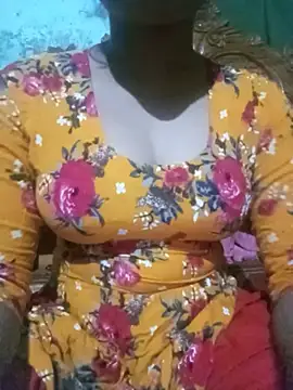 Snapshot of BreezySexyGirl69 chatting on 11, 7, 2026 BreezySexyGirl69 online show from 11, 7, 2026