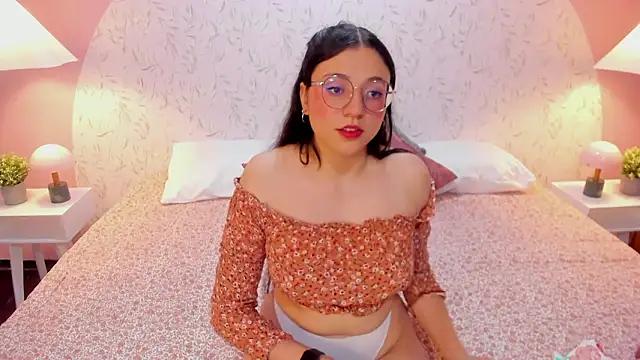 Angelie Rosebrm online show from 28, 2, 2026