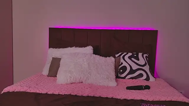 Born to Blow  online show from 5, 3, 2026