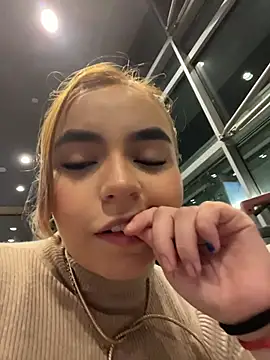 Snapshot of Laurap1 chatting on 10, 3, 2026 Laurap1 online show from 10, 3, 2026