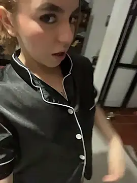 Snapshot of Laurap1 chatting on 31, 3, 2026 Laurap1 online show from 31, 3, 2026