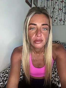 ScarlettGold  online show from 13, 3, 2026