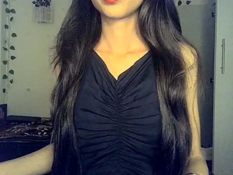 SIKSHA SINGH online show from 3, 4, 2026