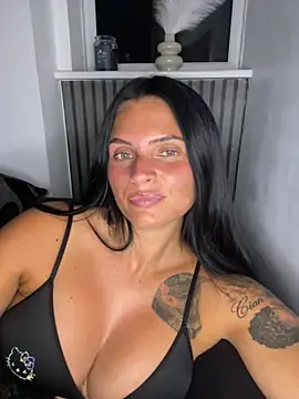 Snapshot of Destinylovex chatting on 15, 7, 2026 Destinylovex online show from 15, 7, 2026