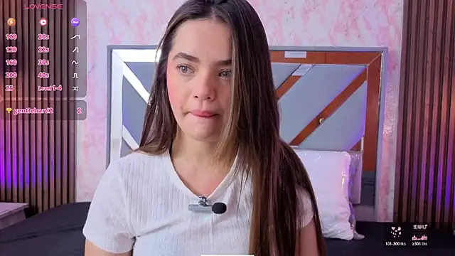 LittleeSara18 online show from 23, 3, 2026