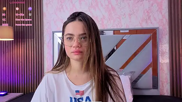 LittleeSara18 online show from 14, 3, 2026