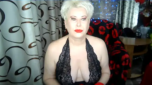 Snapshot of SWEET--Nika chatting on 6, 5, 2026 SWEET--Nika online show from 6, 5, 2026