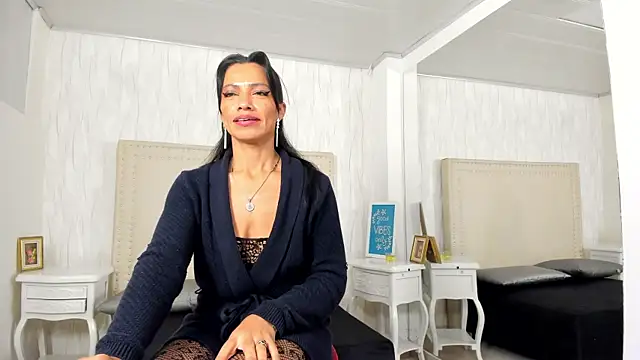 FernandaAvilax online show from 10, 5, 2026
