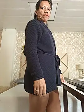 FernandaAvilax online show from 27, 7, 2026