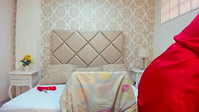 FernandaAvilax online show from 15, 6, 2026