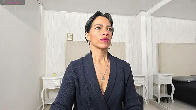 FernandaAvilax online show from 8, 4, 2026