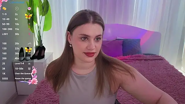 Milana Monroe online show from 4, 6, 2026