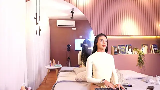 Snapshot of Luxa_Velvet chatting on 9, 6, 2026 Luxa Velvet online show from 9, 6, 2026